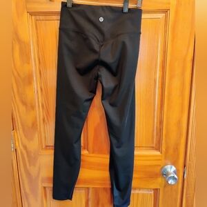 Lululemon Bottoms, SZ 4, Black